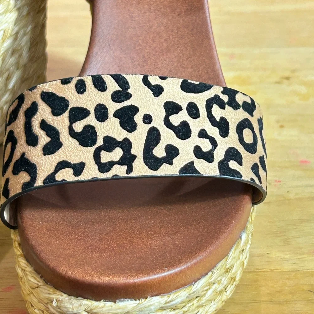 Leopard Print Espadrille Wedge Sandals Platform Elastic Strap MIA Womens Sz 9.5
